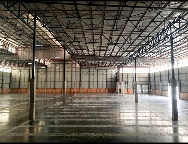 7,739M² WAREHOUSE TO LET IN RIETFONTEIN